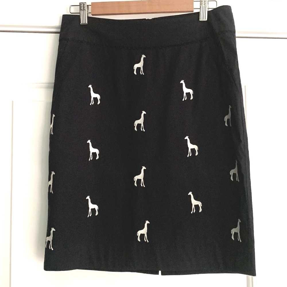 ANTHROPOLOGIE Navy GIRAFFE Pattern PENCIL Skirt SIZE 4